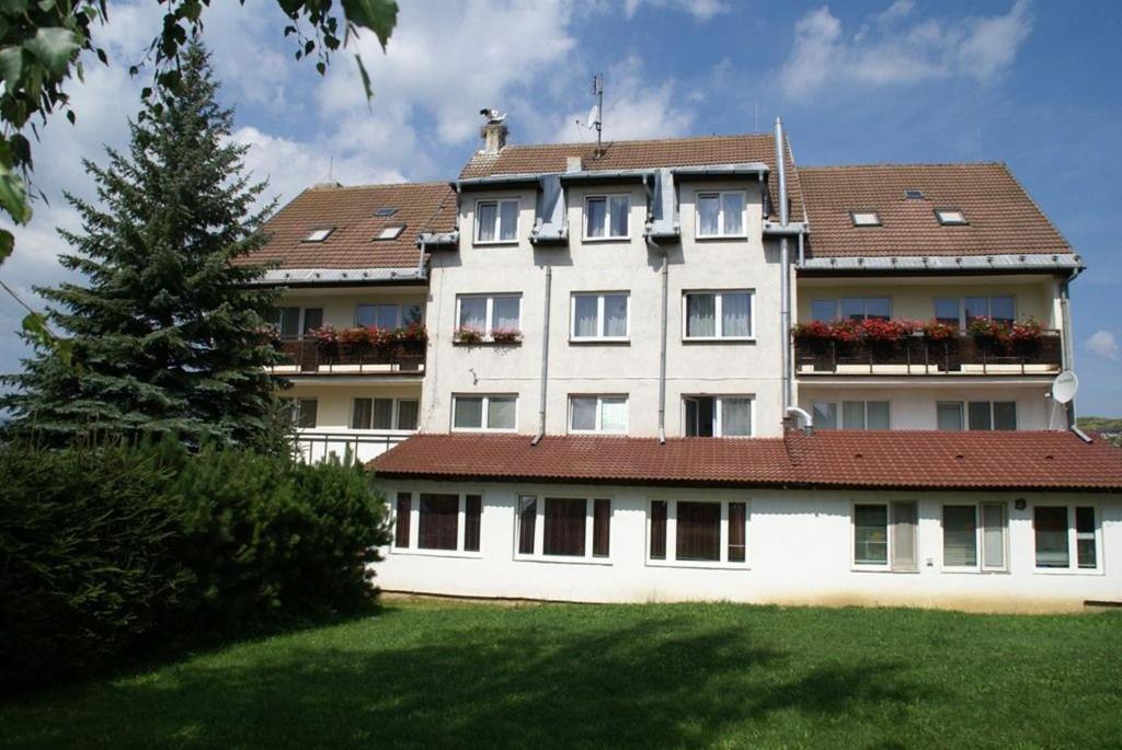 Hotel Petra Грабушице Екстер'єр фото